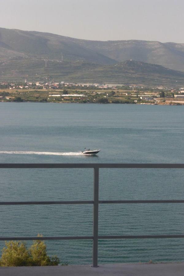 Apartments Nena - Trogir Buitenkant foto