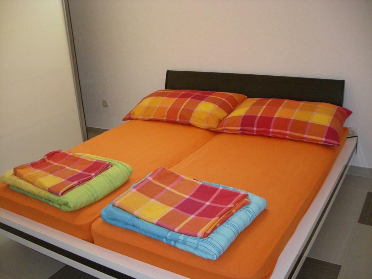 Apartments Nena - Trogir Buitenkant foto
